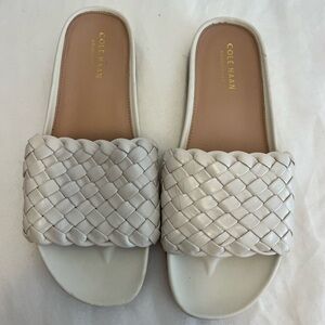 Cole Haan Mojave Ivory Leather Slip On Womens Casual Fashion Flat Slide Sandals